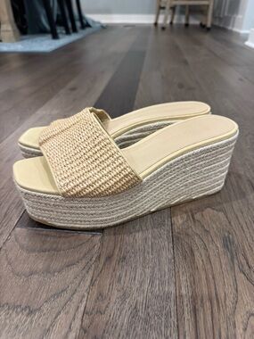 Veronica Beard Beige Woven Espadrille Platform Slides